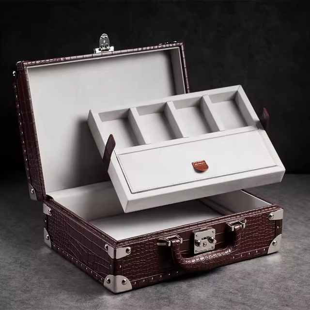 Luxury Crocodile Pattern Leather Watch Box Organizer for Men